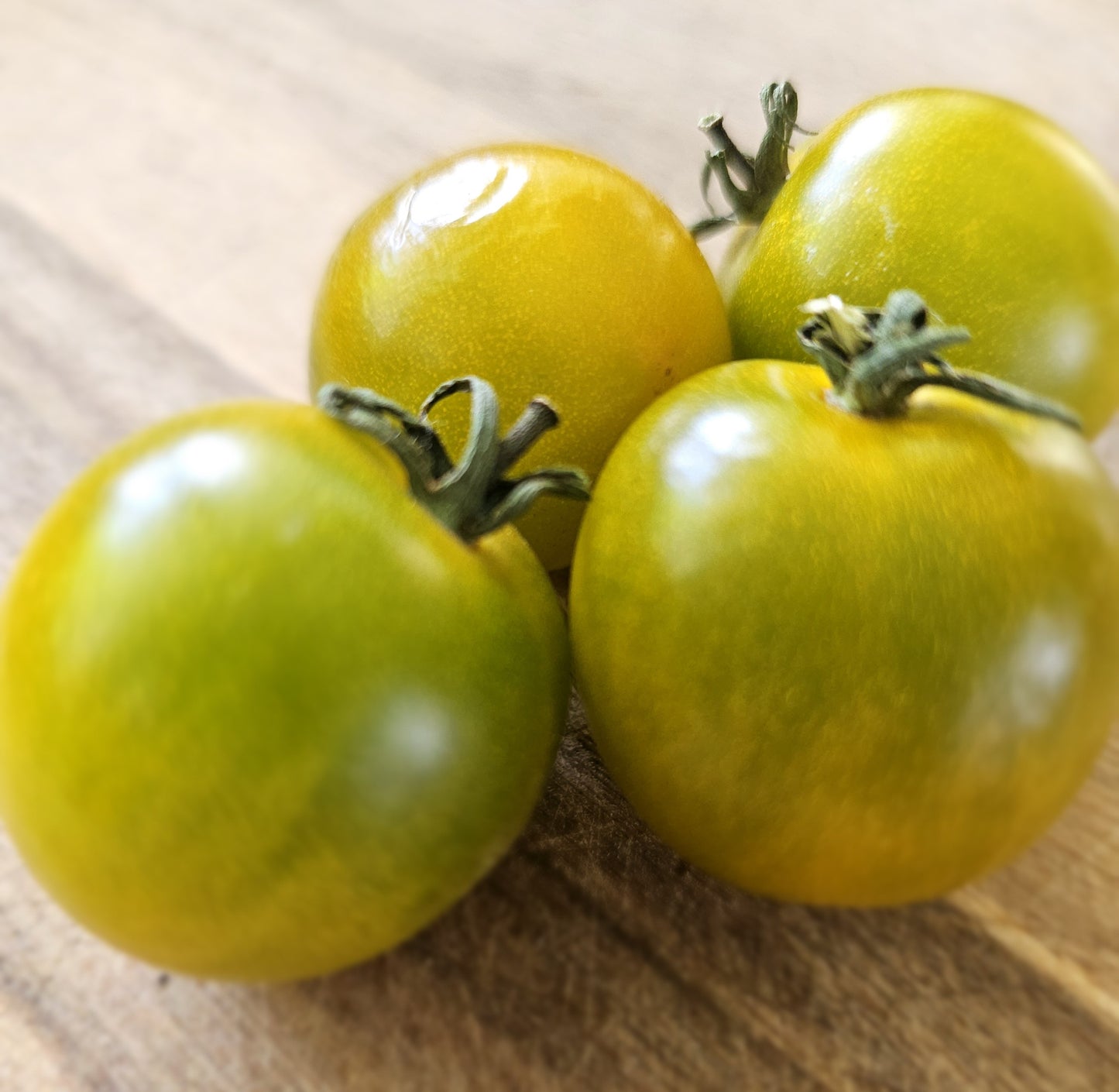 Green Grape - Heirloom Tomato